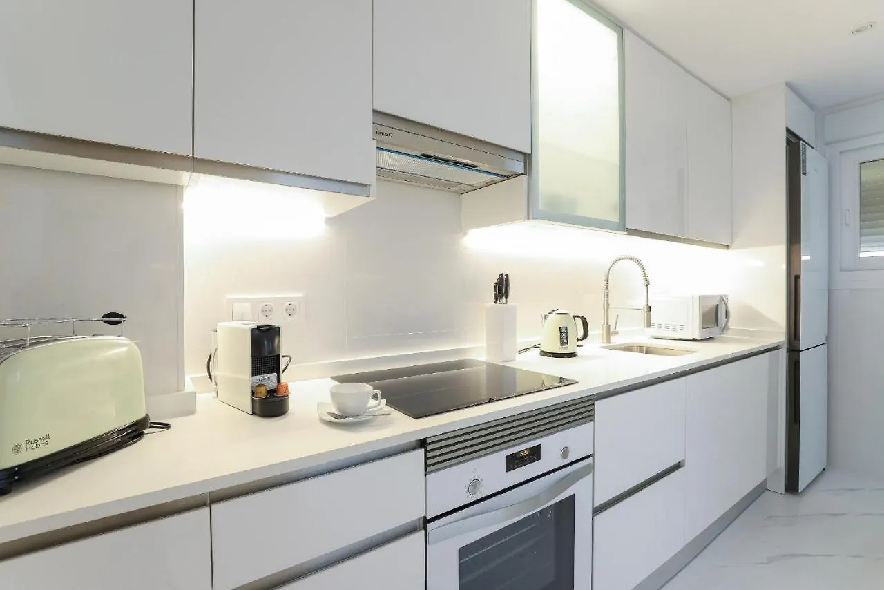 Apartment Luxury With Pool View - Playa Real Beachfront Marbella