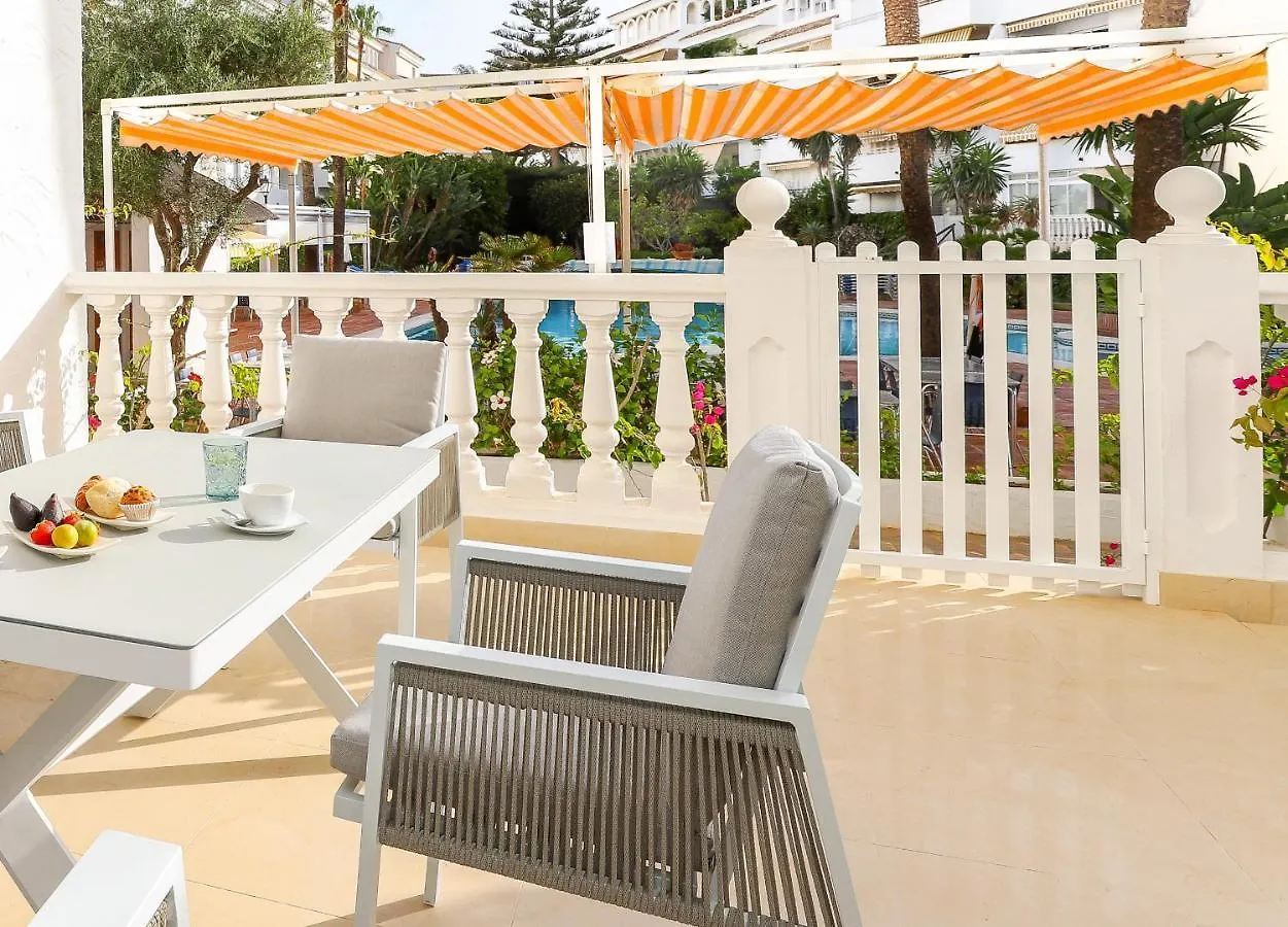 Apartment Luxury With Pool View - Playa Real Beachfront Marbella