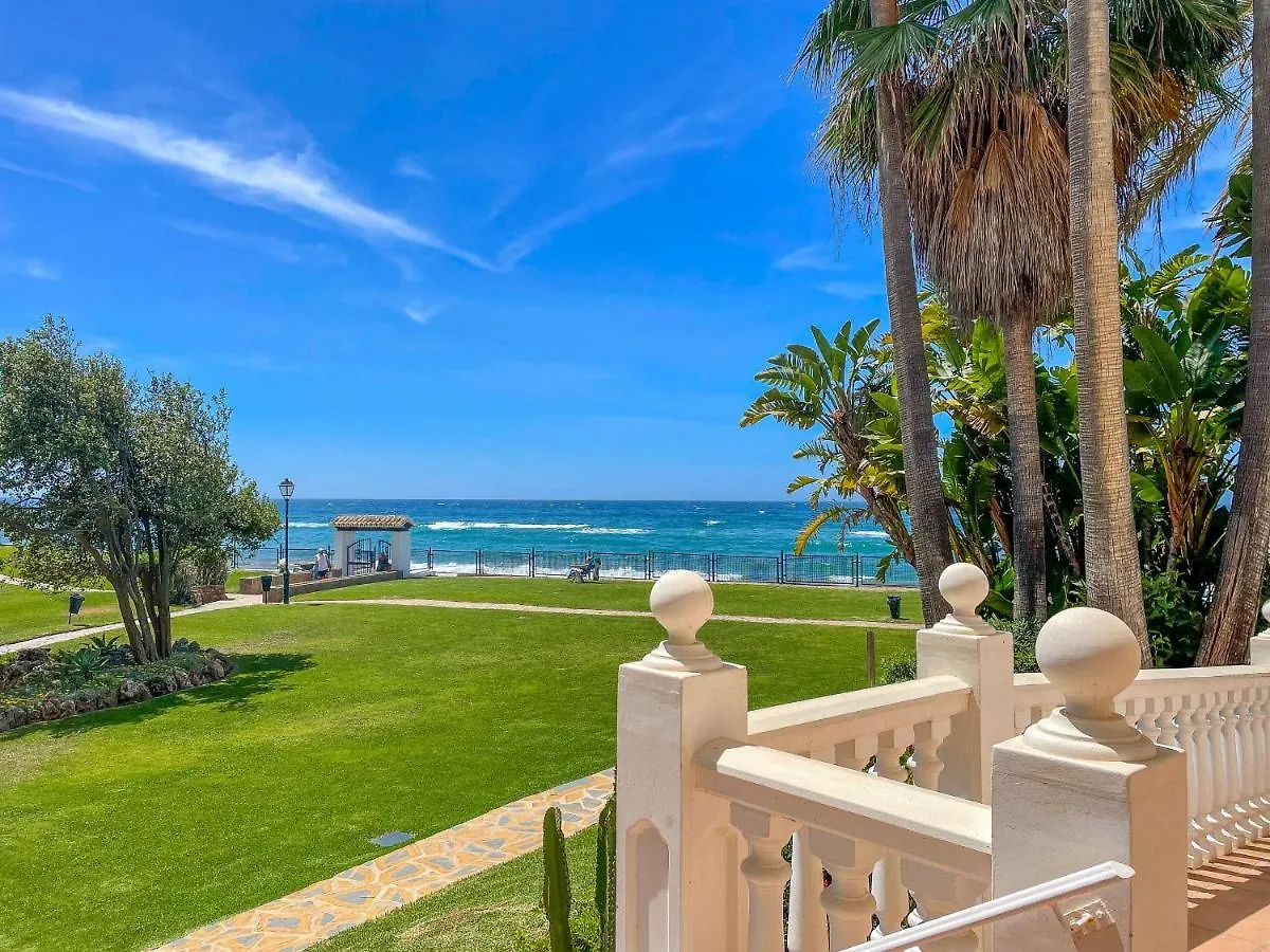 Apartment Luxury With Pool View - Playa Real Beachfront Marbella Spain